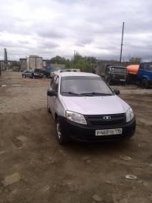 Срочно продаю автомобиль: LADA GRANTA. 2012 г.в.