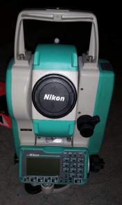 Электронно-оптический тахеометр Nikon NPL-332
