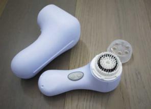  -     Clarisonic Mia !