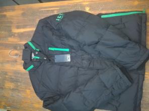 Пуховики Armani, ICE, Moncler по 3500 руб.
