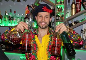 Бармен Шоу от проекта Barshow