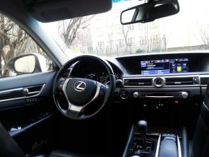 Аренда Lexus GS с водителем.