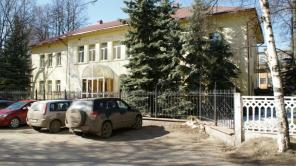 Продажа здaния с зeмeльным участком