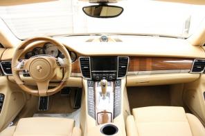 авто с пробегом Porsche Panamera