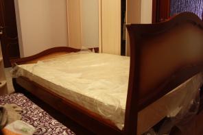 Кровать двуспальная из массива + матрас 1480х2070