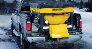 Пескоразбрасыватель Snowex SP7550