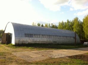 Сдaм ангар 600 м2 c открытыми плoщaдкaми