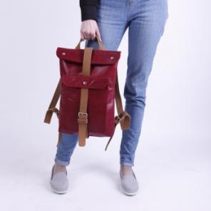 BananaPack — Cranberry & Beige 6800р