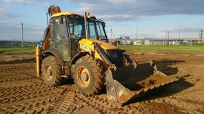 Экскаватор - погрузчик JCB 3CX