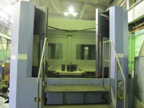Продам промышленный горизонтальный обрабатывающий центр DOOSAN