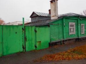 Половина добротного дома с гаражом в центре г. Усмань Липецкой области