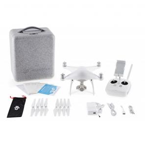 Новейшая модель квадрокоптер DJIPHANTOM4 с камерой.