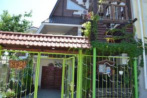 Сдам в Евпатории уютное жилье.