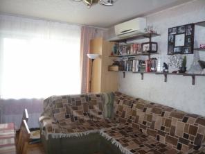 срочно продам 3-х комнатную квартиру