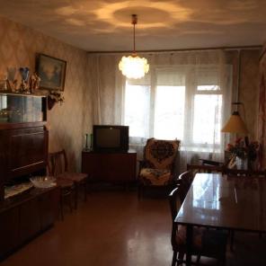 Продаю двухкомнатную квартиру по ул Сун -Ят Сена