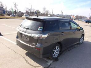 Toyota Wish 1800 см.куб., 2013 г., АТ, бензин