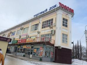 Сдам в аренду целый этаж в торговом доме