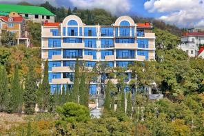 Продается 2ккв в современном ЖК в г.Ялта
