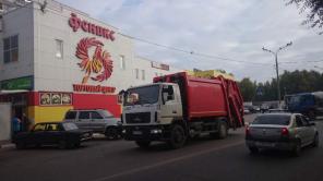 Вывоз бытового и строительного мусора (ТКО, КГМ).