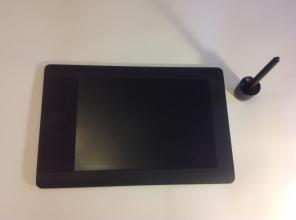 Графический планшет Wacom Intuos 5 touch M (PTH-650)