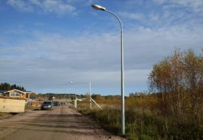 Участок 40 соток в готовом коттеджном поселке. 300м от озера. 9000000 руб.