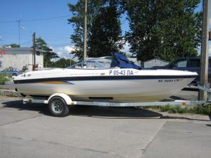 Bayliner 205 Bowrider (2004 г.) с трейлером. Отличное состояние!