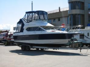 Круизный катер Bayliner 288 Discovery (2007 г.в.) с трейлером