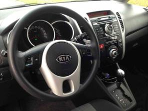 Kia Venga 1600 см.куб., 2013 г., АТ, бензин