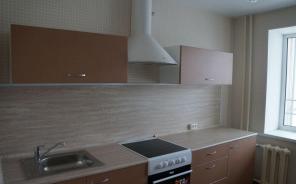 Квартира на Розы Люксембург 79 сдам срочно.