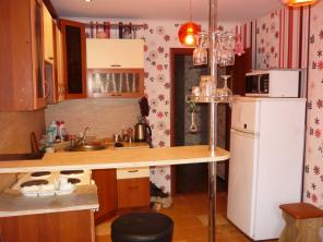 Сдам двушку - Сибирская улица, дом 116.