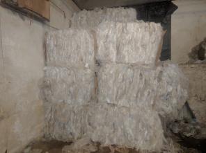 Продам ПВД пленку. Чистый натурального цвета отход с магазинов.