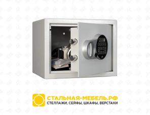 Гардеробные и архивные шкафы, сейфы, верстаки, стеллажи