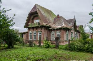 Ивановская область, Савинский район, село Меховицы. Продаётся особняк с историей в стиле модерн.