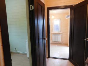 Новый дом по Киевскому шоссе Новый дом под Наро-Фоминском Киевское шоссе 160 м кв. , 10 соток, все коммуникации, лес, река, озеро, остановка.