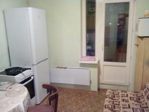 Продается 1 комнатная квартира 40 м2 в монолитно-кирпичном доме по адресу: г. Москва, ул. Архитектора Власова, д. 10, пешая доступность от м. Новые Черёмушки и м. Профсоюзная