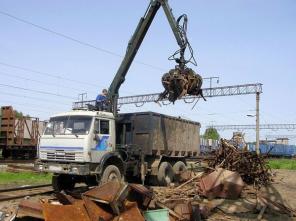 Дорого принимает цветной металл и металлолом