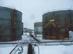 Покупаем старый мазут М 100, обводненный мазут. Откачка мазута, зачистка резервуаров.