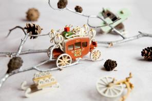 Елочные игрушки и сувениры из дерева, ручной работы
