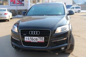 Audi Q7 I