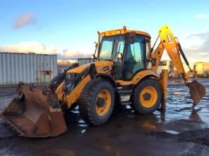 Экскаватор-погрузчик JCB 4CX 2009 года