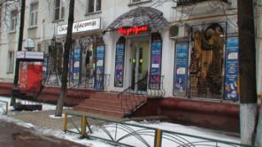 В салоне сдается в аренду кресло