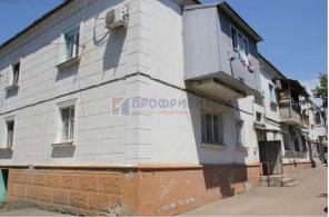 Продам двухкомнатную квартиру,центр