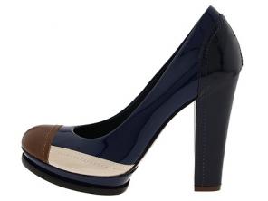 Продам туфли BCBG Max Azria р. 7,5