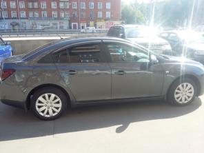Продаю "CHEVROLET CRUZE LS 1.8" /141 л.с-автомат.