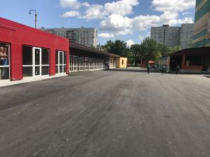 «Сдаются павильоны по ул. Дубнинской, 79 ТК «Просто Рынок» под Автозапчасти.»