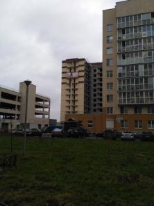 Продам квартиру в 15 минутах от метро Ладожская. Янино