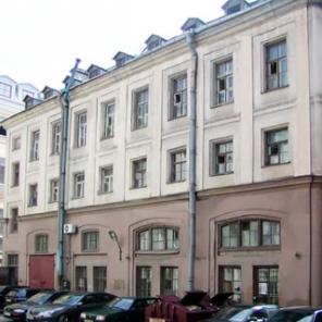 Комплекс из трех зданий в центре Санкт-Петербурга
