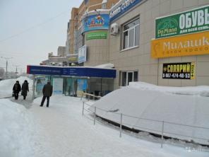 Сдается нежилое помещение на первой линии, 100 км. м, два отдельных входа.