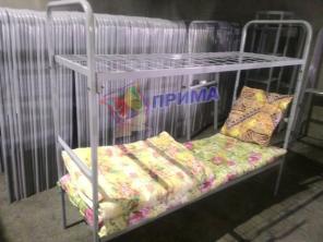 Кровати из металла