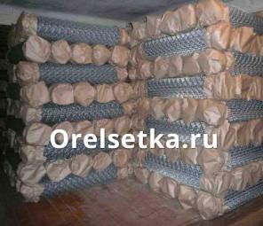 Сетка рабица для забора плетеная ГОСТ 5336 80 оцинкованная и черная в рулонах